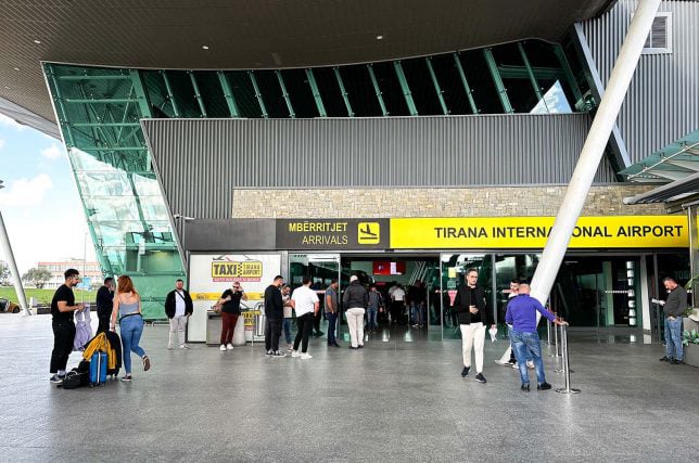 Tiran hava alanı